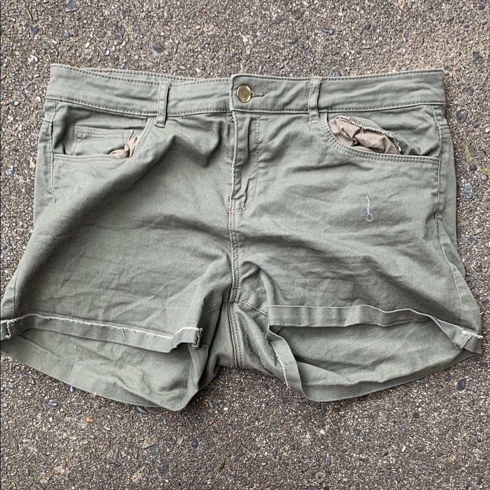 H&M Green Cargo Shorts with Distressed Look